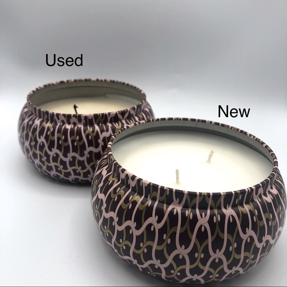 ** MAISON ROUGE** VOLUSPA 2-WICK SCENTED CANDLE - MUSCARI - Picture 8 of 8